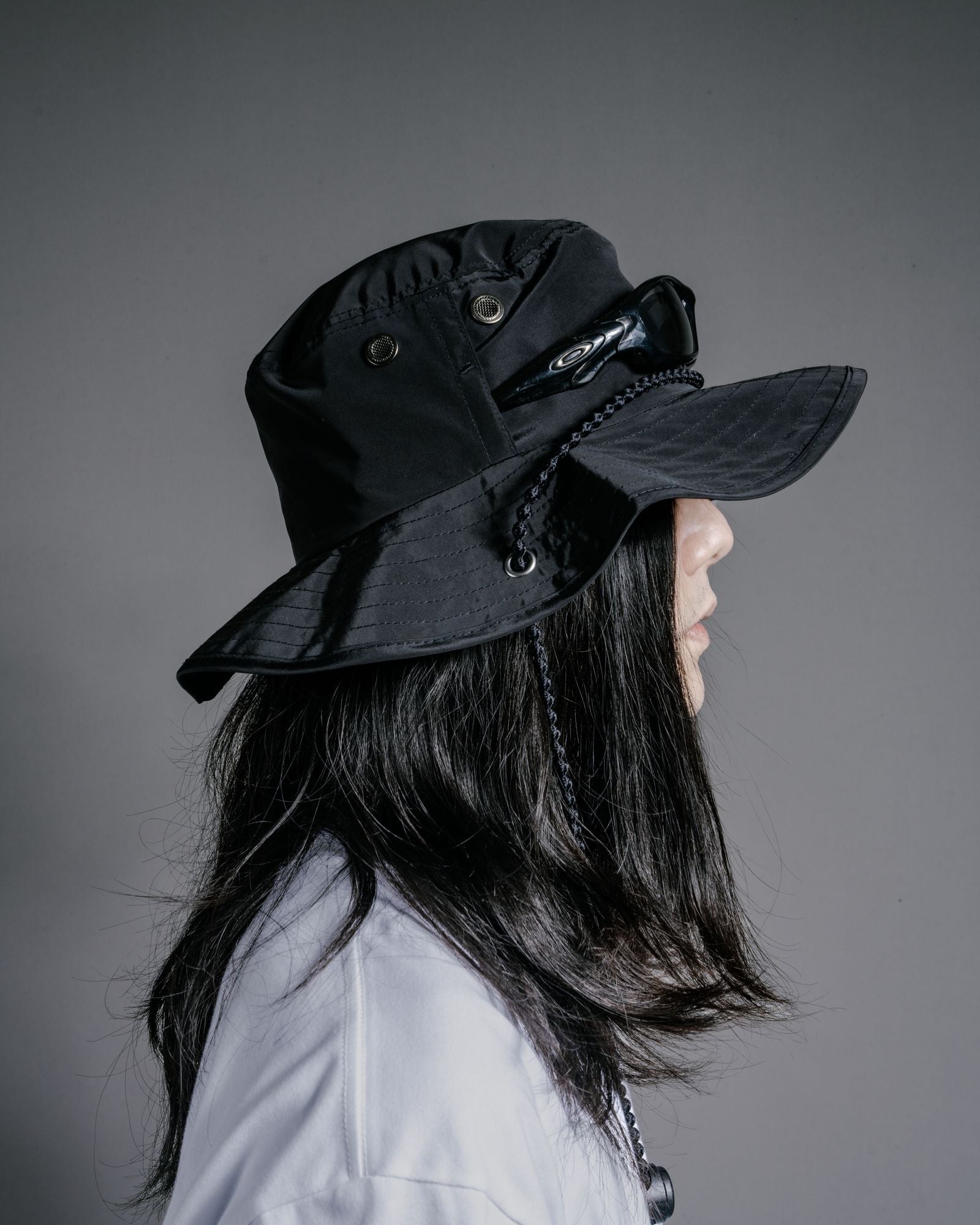 Nynodal™ Wide Brim Bucket Hat