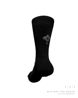 BUG mid top socks